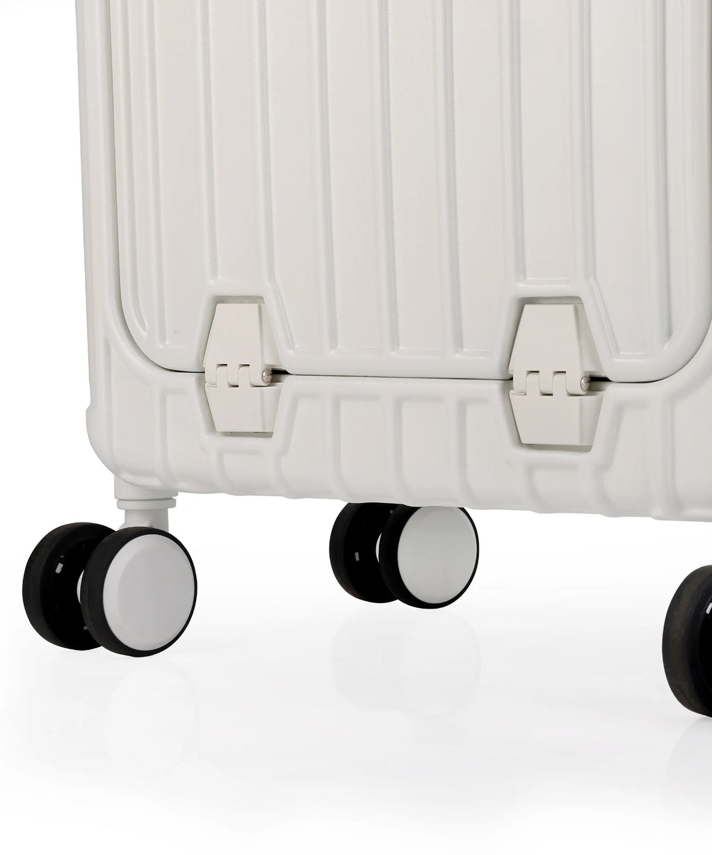 The Interlude | White